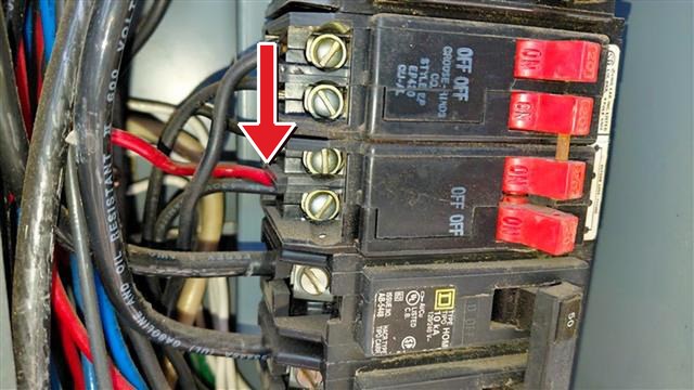 Two conductors under a single breaker lug